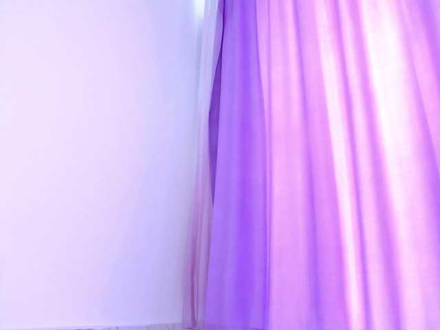 RavenFoxy live cam on BongaCams