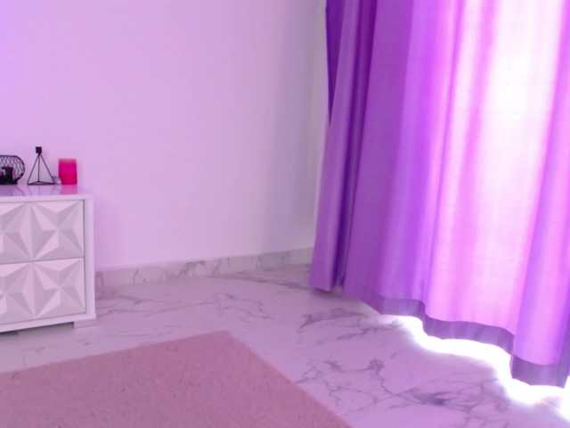 RavenFoxy live cam on BongaCams