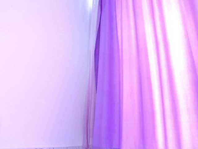 RavenFoxy live cam on BongaCams
