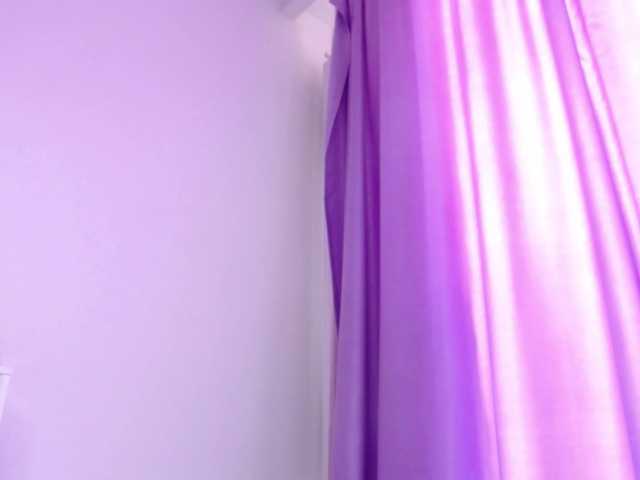 RavenFoxy live cam on BongaCams
