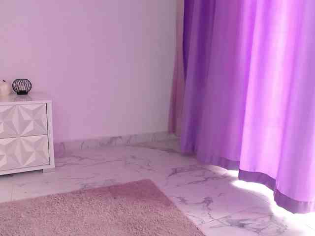 RavenFoxy webcam