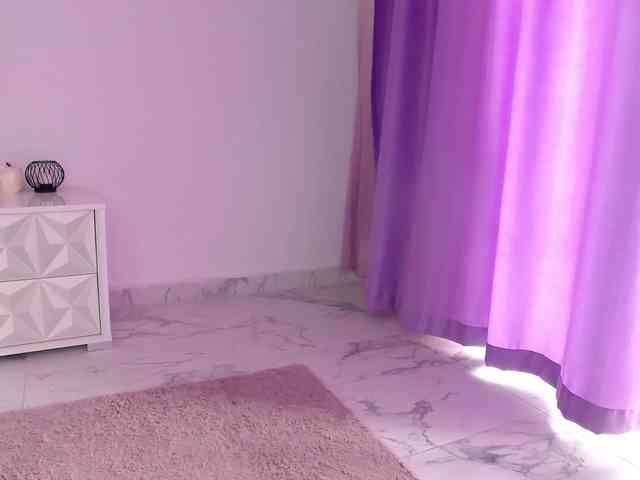 RavenFoxy webcam