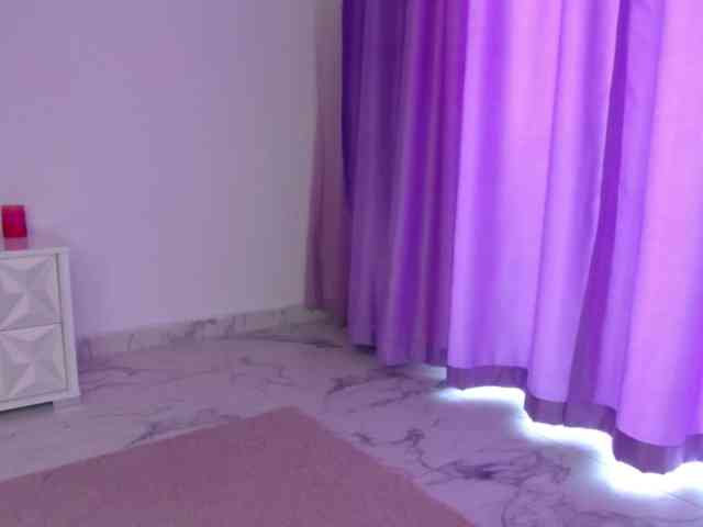 RavenFoxy webcam