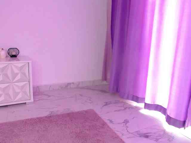 RavenFoxy webcam