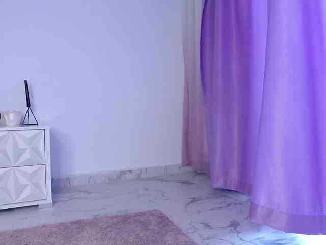 RavenFoxy webcam