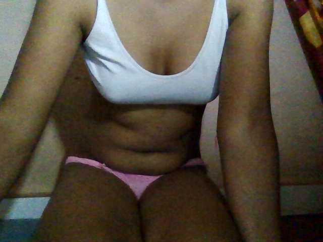Rosah live cam on BongaCams