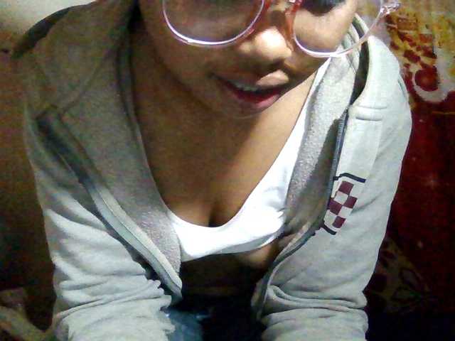 Rosah live cam on BongaCams
