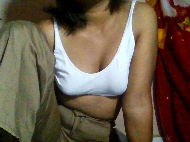 Rosah live cam on BongaCams