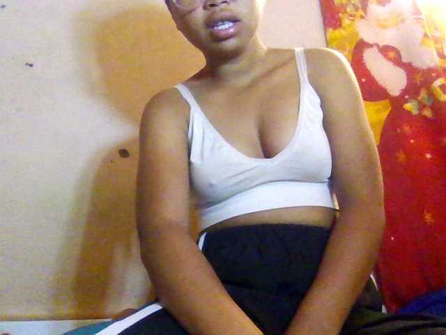 Rosah live cam on BongaCams