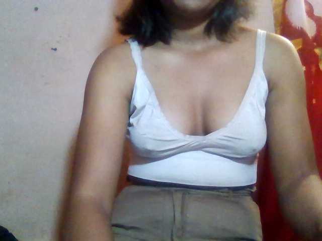 Rosah live cam on BongaCams