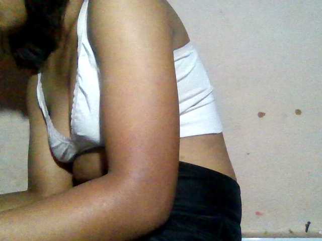 Rosah live cam on BongaCams