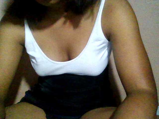 Rosah live cam on BongaCams