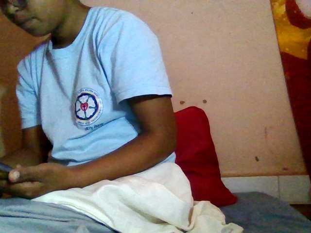 Rosah live webcam show