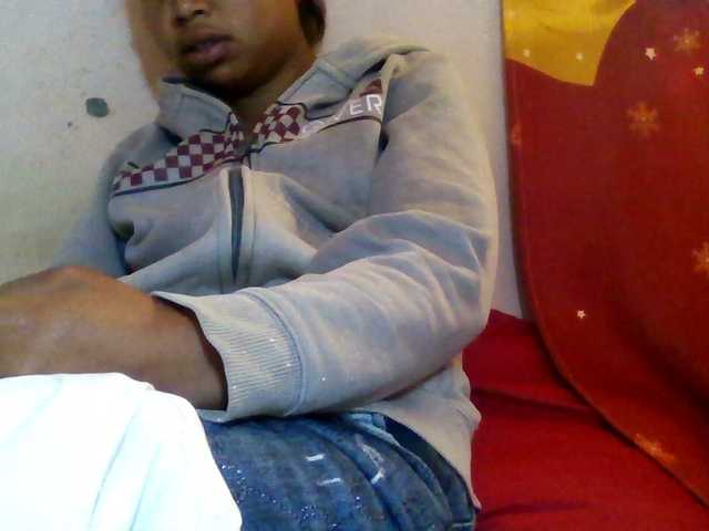 Rosah live webcam show
