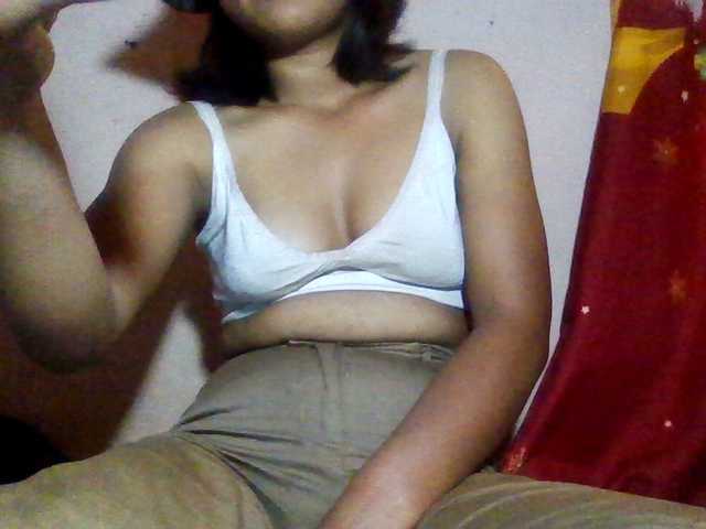 Rosah live cam on BongaCams
