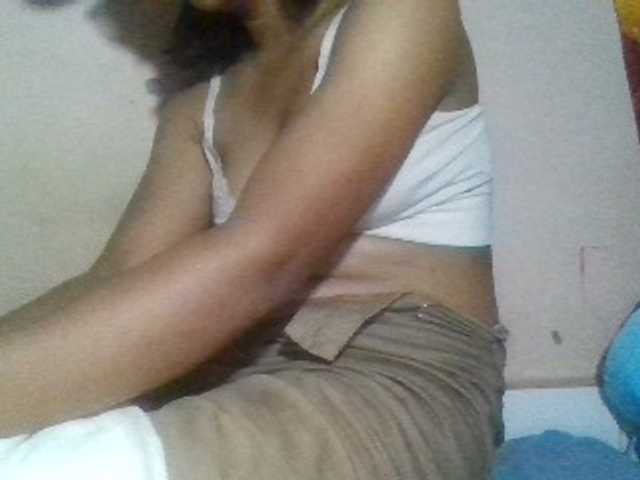 Rosah live cam on BongaCams