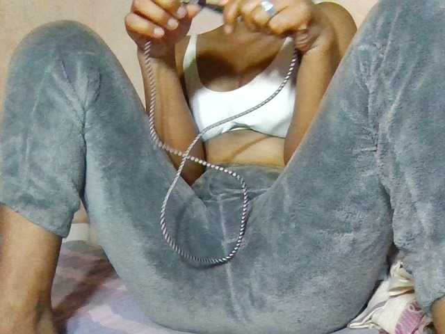 Rosah live cam on BongaCams