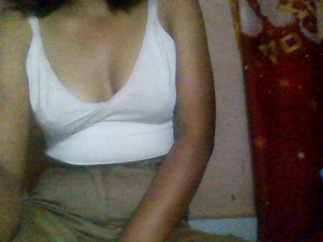 Rosah live cam on BongaCams