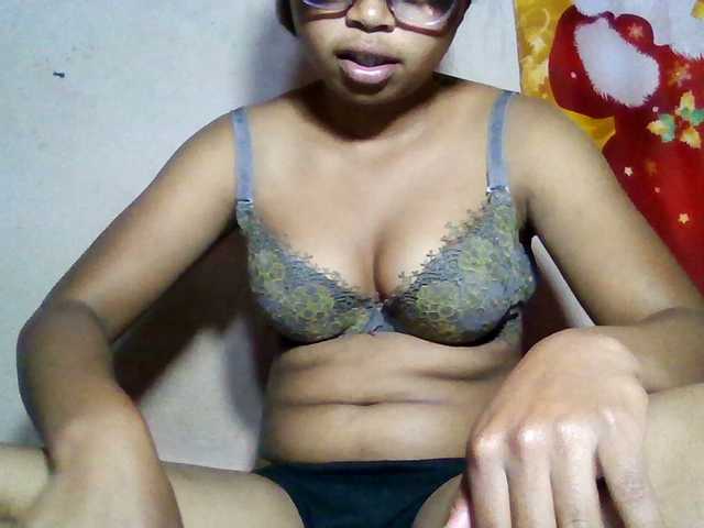 Rosah live cam on BongaCams