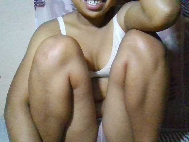 Rosah live cam on BongaCams