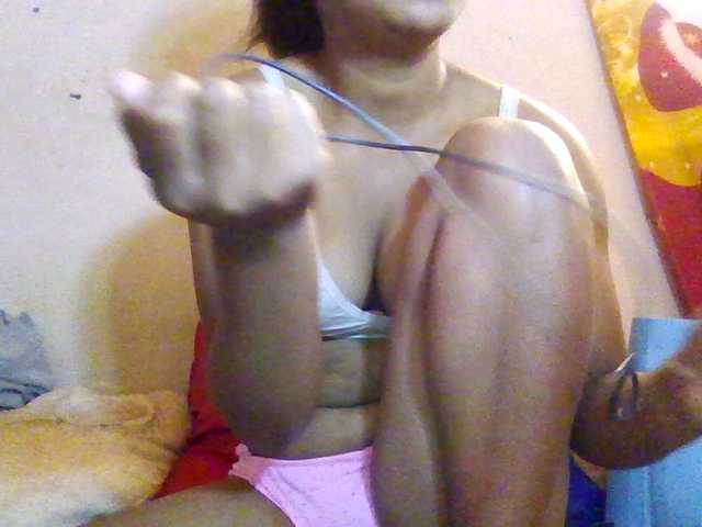 Rosah live webcam show