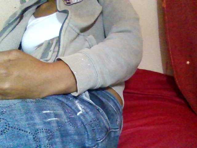 Rosah live webcam show