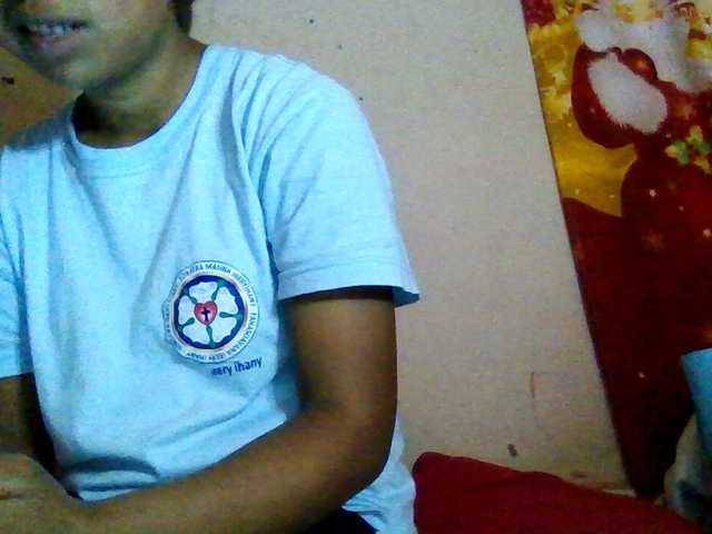 Rosah live webcam show