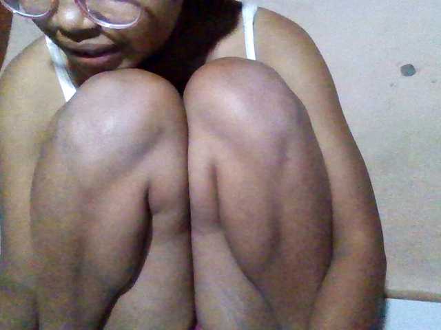Rosah live cam on BongaCams