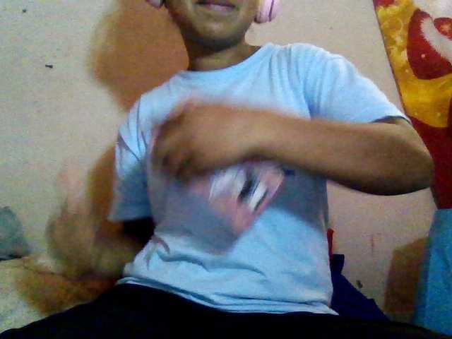 Rosah live webcam show