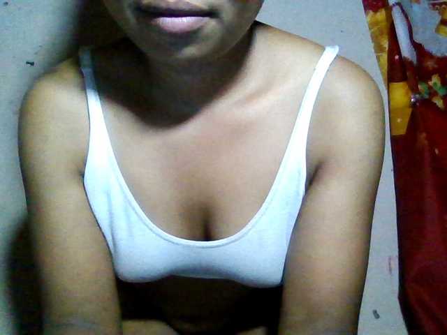 Rosah live cam on BongaCams