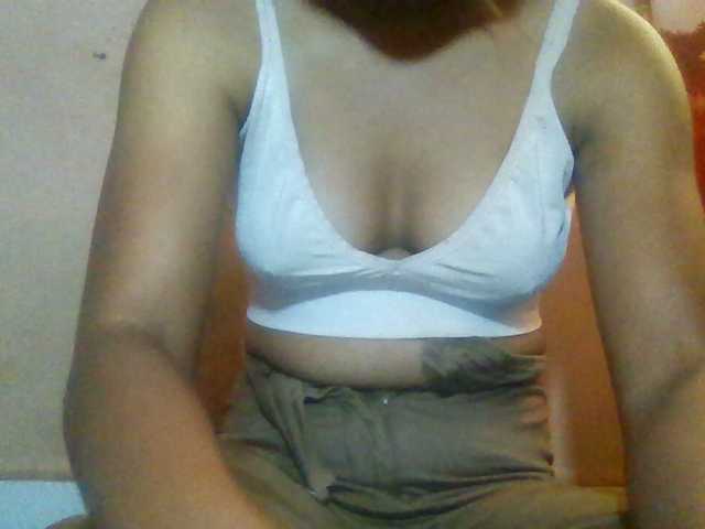 Rosah live cam on BongaCams