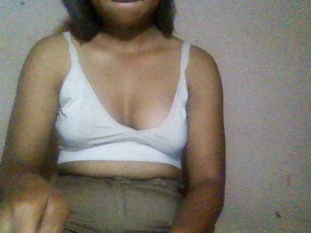 Rosah live cam on BongaCams