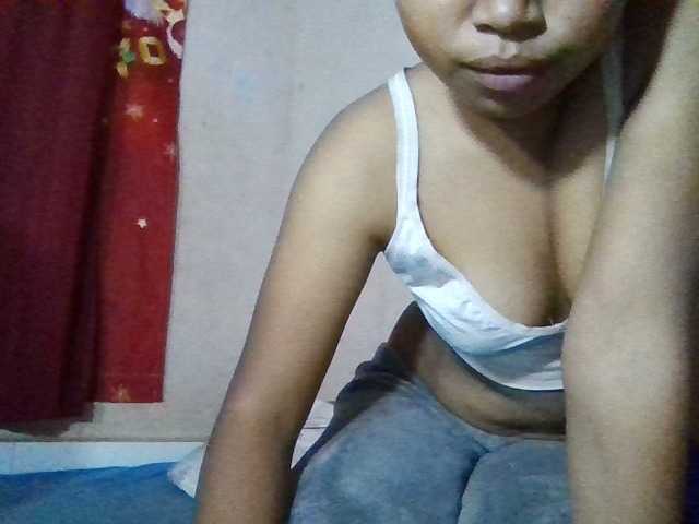 Rosah live cam on BongaCams