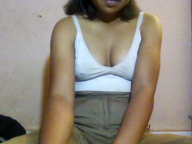 Rosah live cam on BongaCams