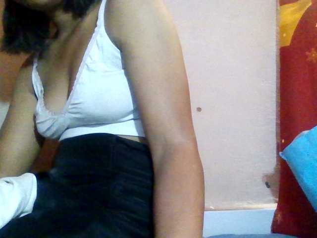 Rosah live cam on BongaCams