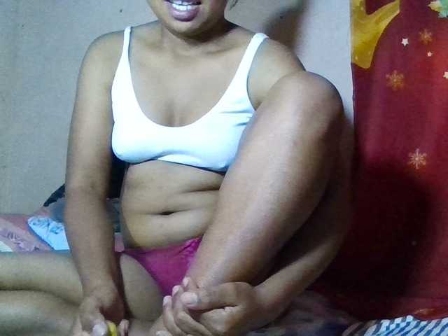 Rosah live cam on BongaCams