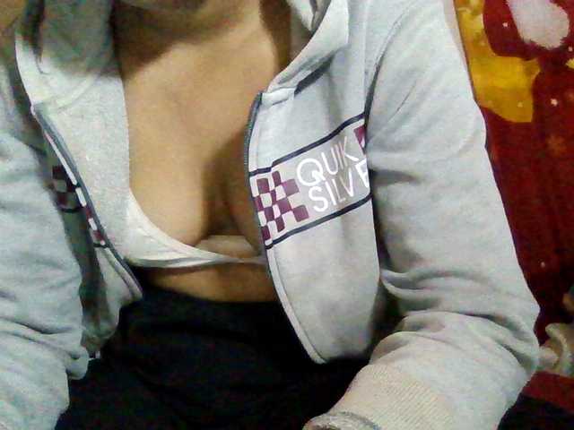 Rosah live cam on BongaCams