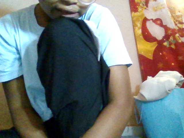 Rosah live webcam show