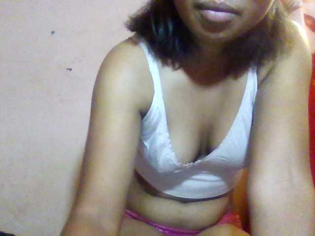 Rosah live cam on BongaCams
