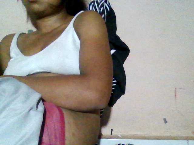 Rosah live cam on BongaCams