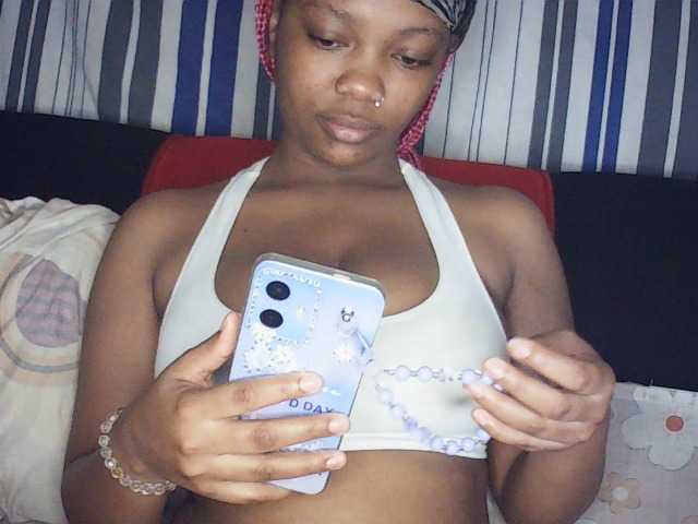 Hornysoul360 live cam on BongaCams