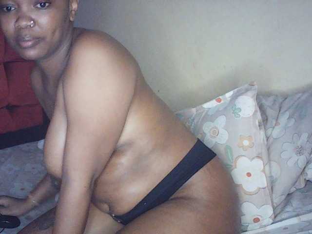 Hornysoul360 live cam on BongaCams
