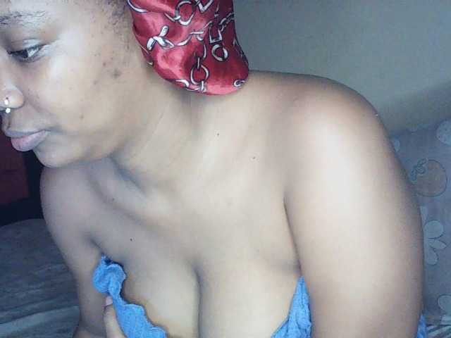 Hornysoul360 live cam on BongaCams