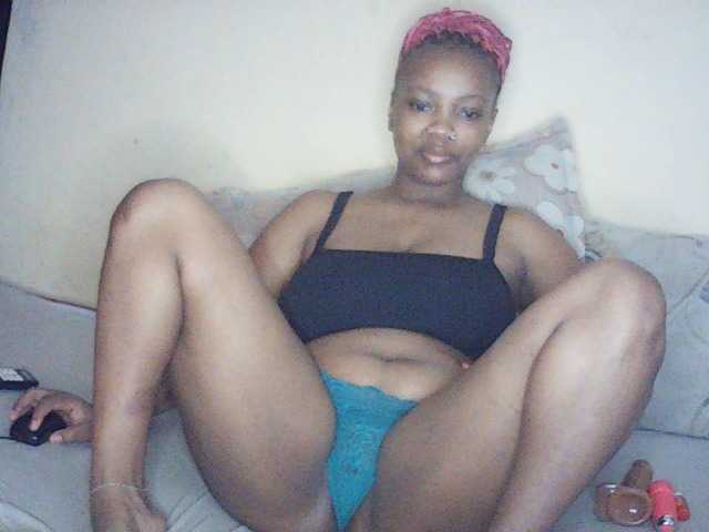Hornysoul360 live cam on BongaCams