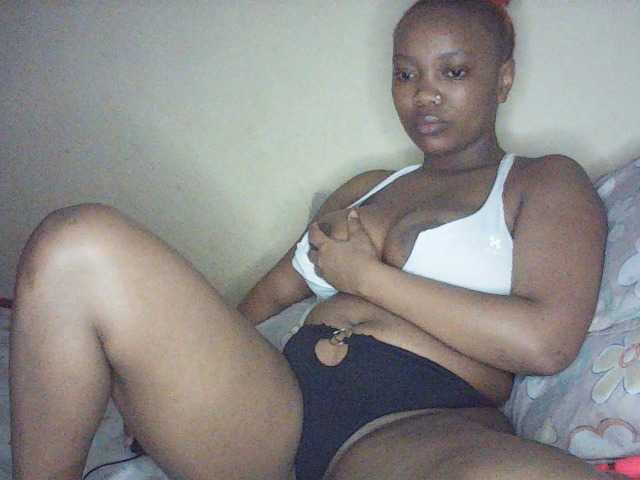 Hornysoul360 live cam on BongaCams