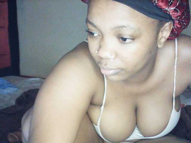 Hornysoul360 live cam on BongaCams