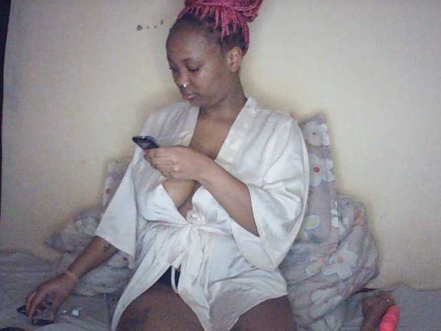 Hornysoul360 live cam on BongaCams
