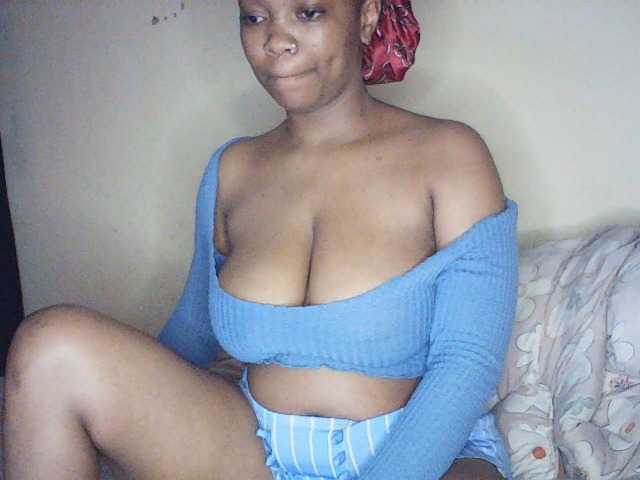Hornysoul360 live cam on BongaCams