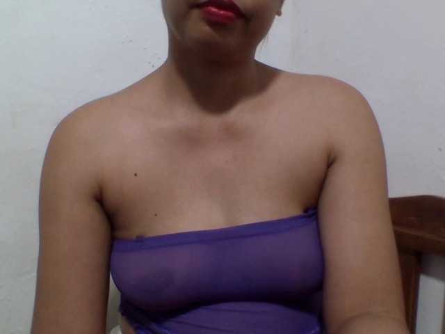 SexyLoren live cam on BongaCams