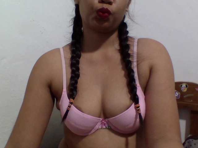 SexyLoren live cam on BongaCams